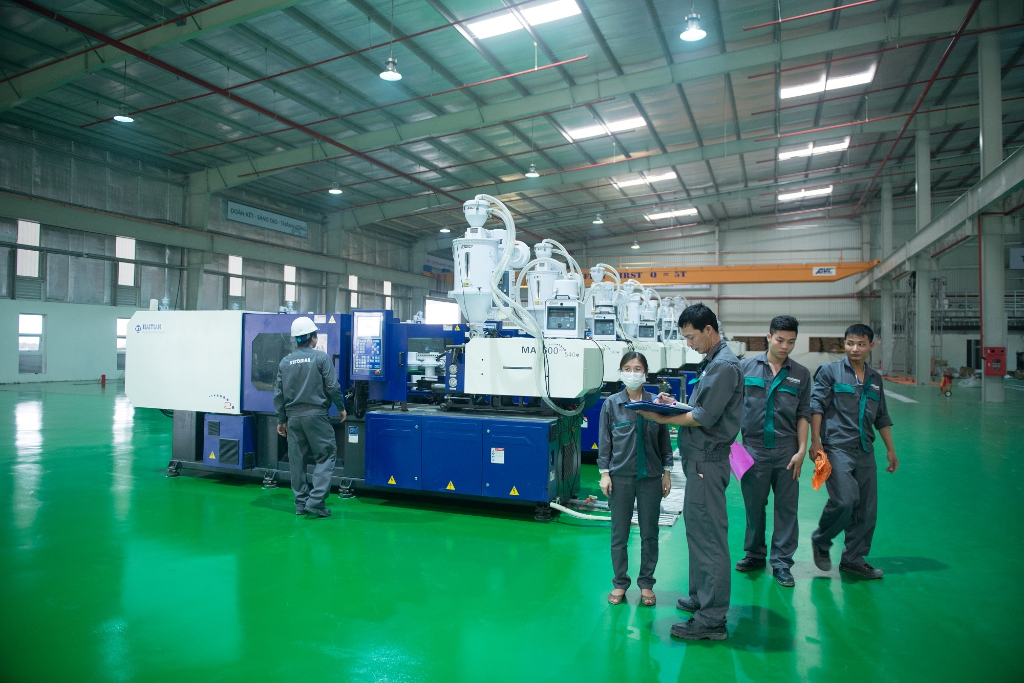 ong nhua Stroman anh 3