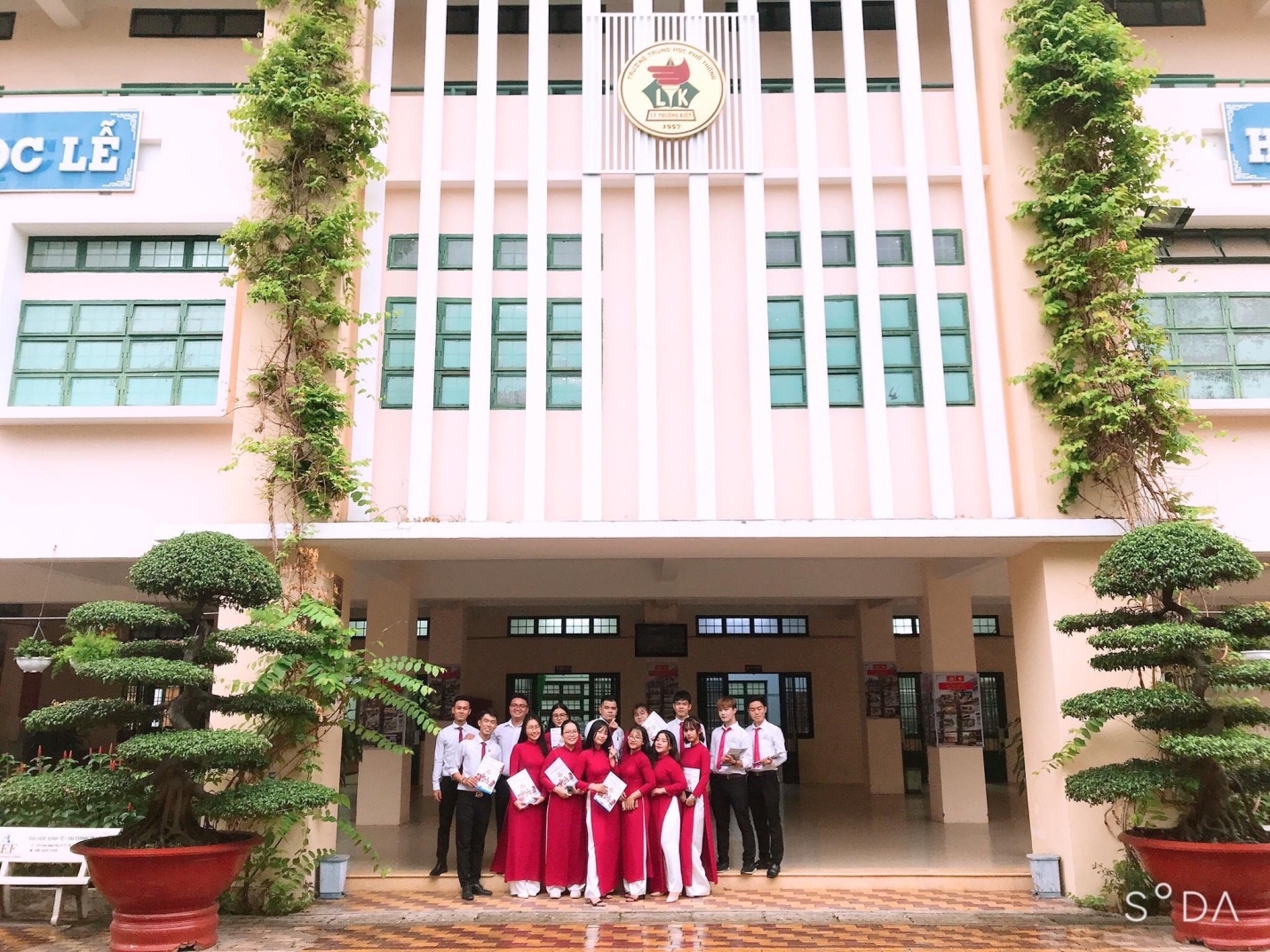 ĐH Nguyễn Tất Thành ảnh 1 DH Nguyen Tat Thanh anh 1