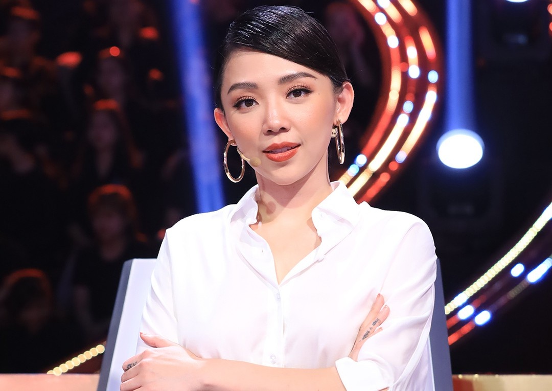 Giup gioi tre danh bay nong he, Toc Tien AI khien MXH tang nhiet hinh anh