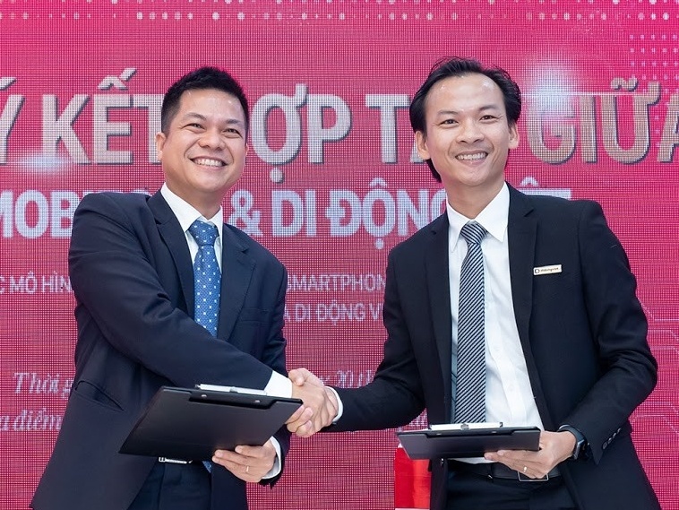 Di Dong Viet hop tac voi MobiFone trien khai mo hinh shop in shop hinh anh
