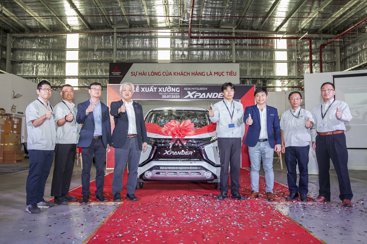 xe lap rap trong nuoc anh 1