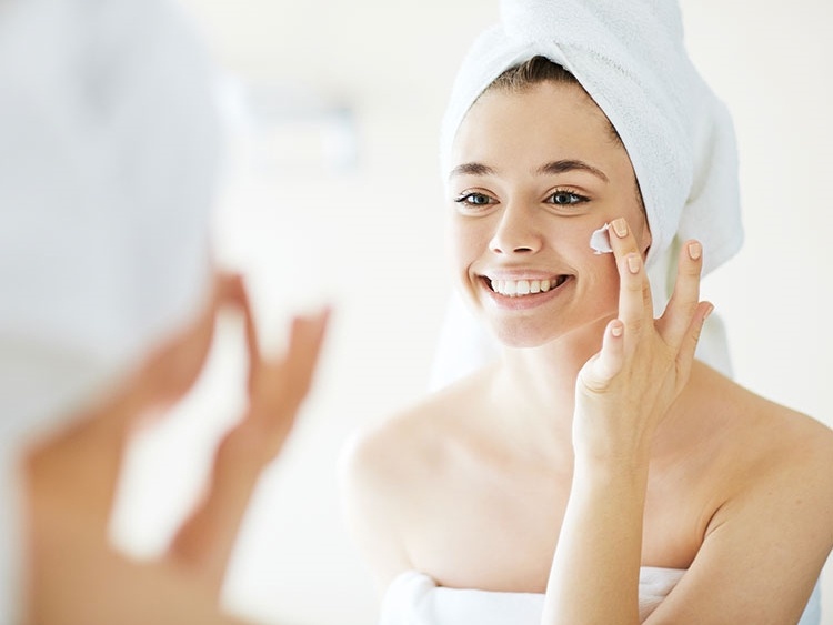 Quy trinh cham soc da ly tuong cho phai dep moi ngay hinh anh