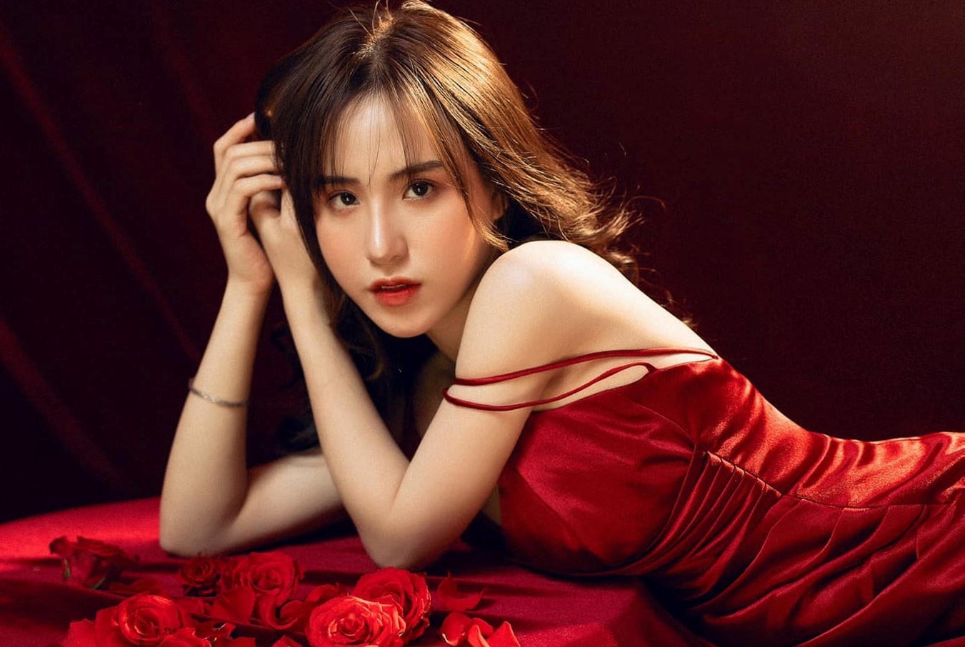 N Ly,  Liz Kim Cuong anh 6