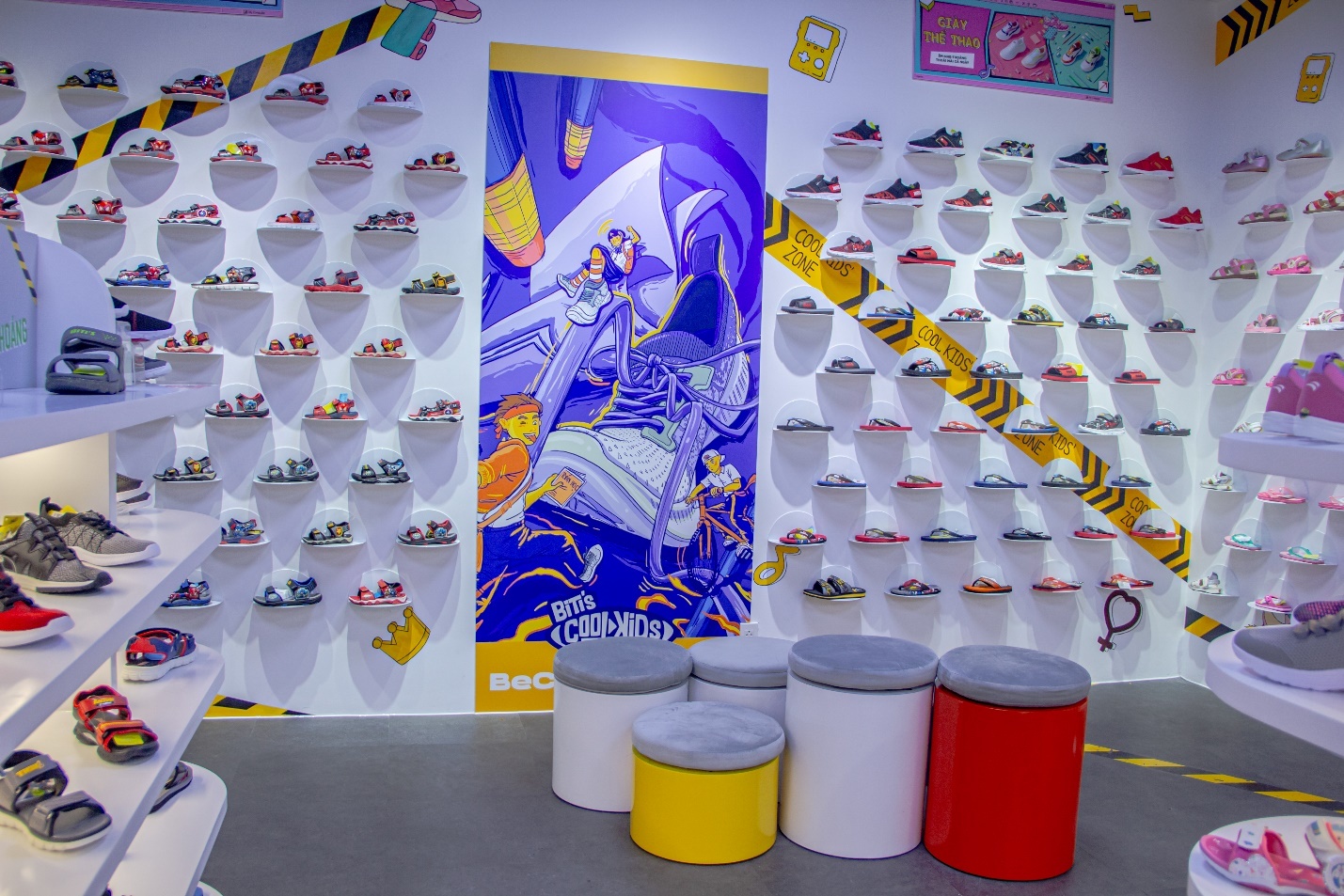 cua hang tiep thi anh 4