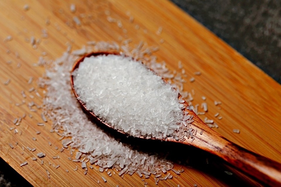 Cach dung bot ngot trong che do an cua nguoi cao huyet ap hinh anh