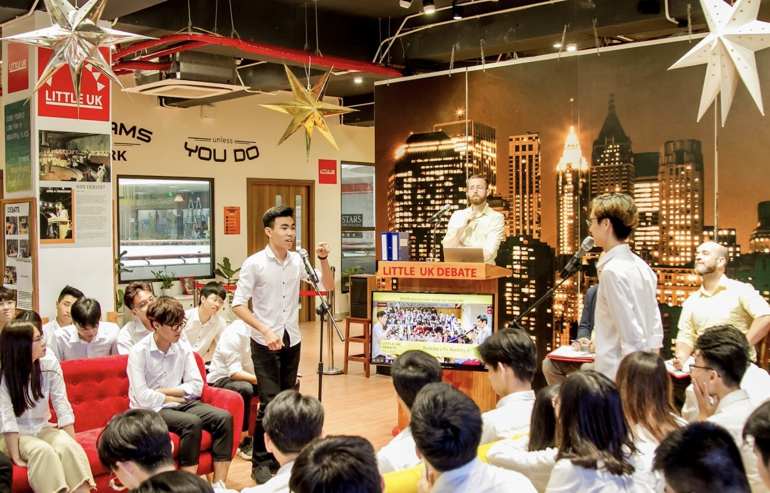 Đại học FPT ảnh 1 Dai hoc FPT anh 1