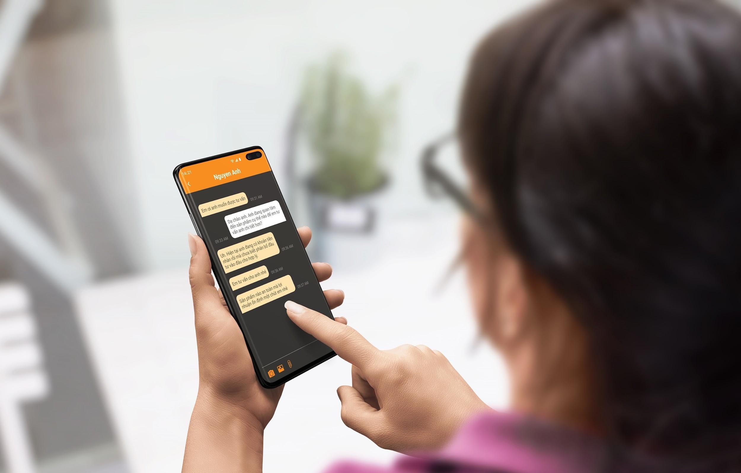 VNDirect ra mat tinh nang lien lac cho ung dung giao dich chung khoan hinh anh