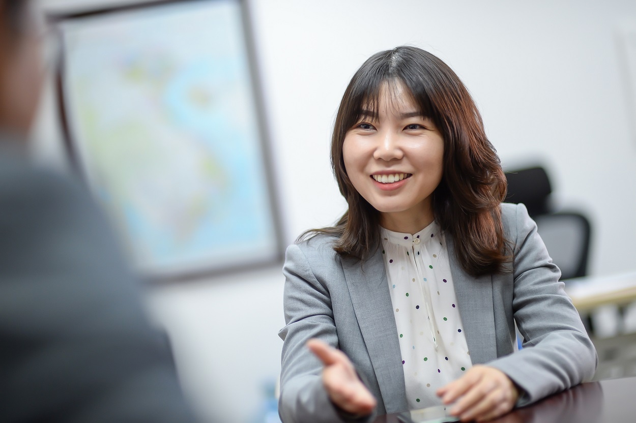 Tong giam doc TCL: ‘TV se la trung tam cua smarthome’ hinh anh