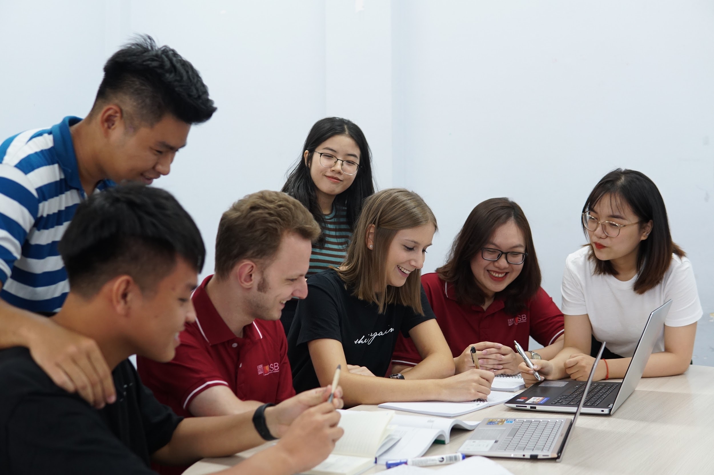 DH Macquarie tuyen sinh du hoc ban phan Australia hinh anh