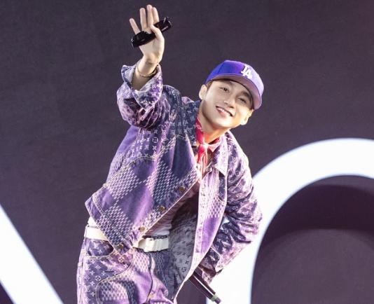 Son Tung hat 'Co chac yeu la day' tai buoi ra mat Oppo Reno4 series hinh anh