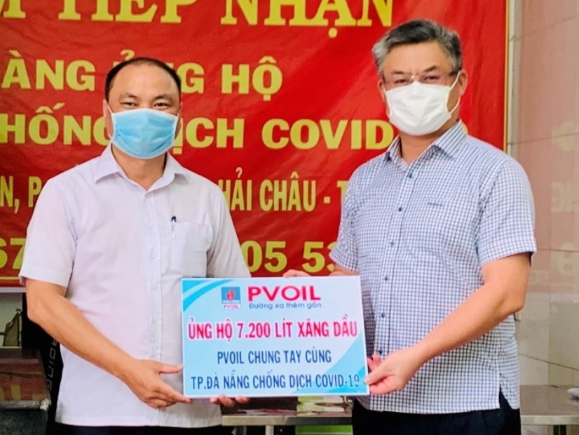 PVOIL ung ho 7.000 lit xang dau cung Da Nang chong dich Covid-19 hinh anh
