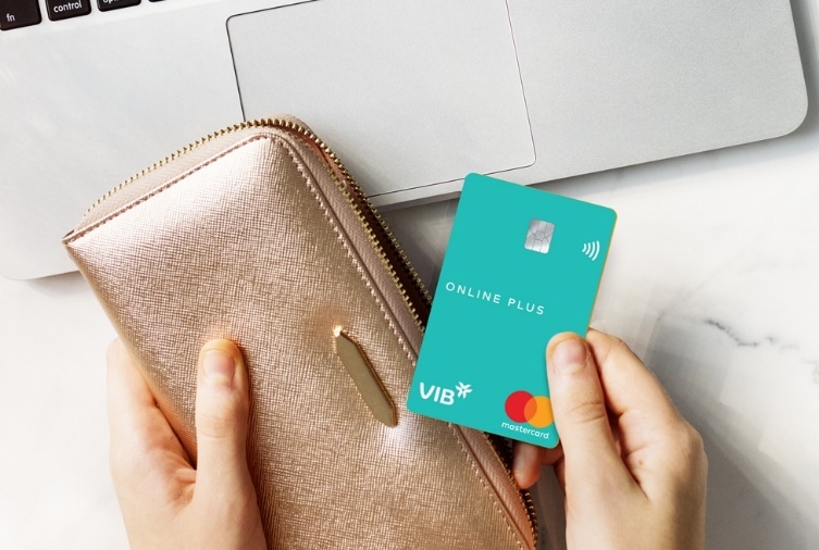 Cach chon the tin dung toi uu loi ich khi mua sam truc tuyen hinh anh