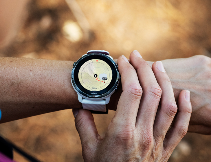 Dong ho the thao dinh vi Suunto7 so huu Snapdragon Wear 3100, pin 12h hinh anh