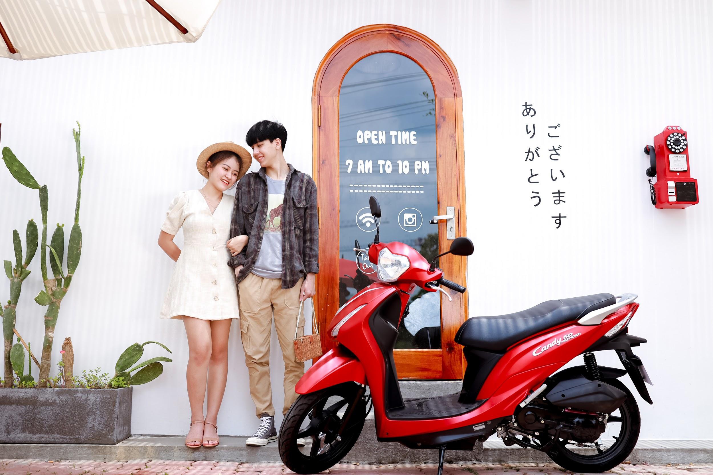 Xe may Candy Hermosa 50 cc phien ban nang cap voi 2 mau moi hinh anh