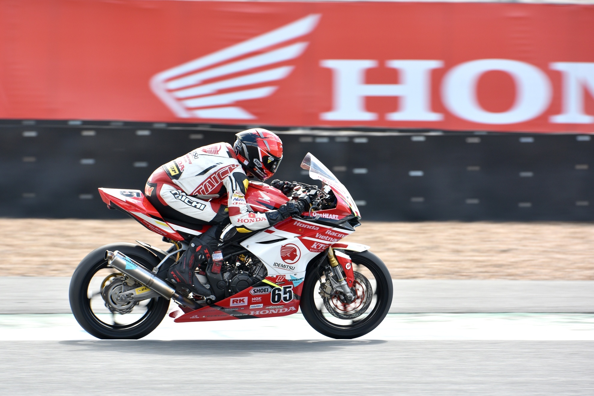 Honda Racing Vietnam dieu chinh hoat dong, san sang dau giai quoc te hinh anh