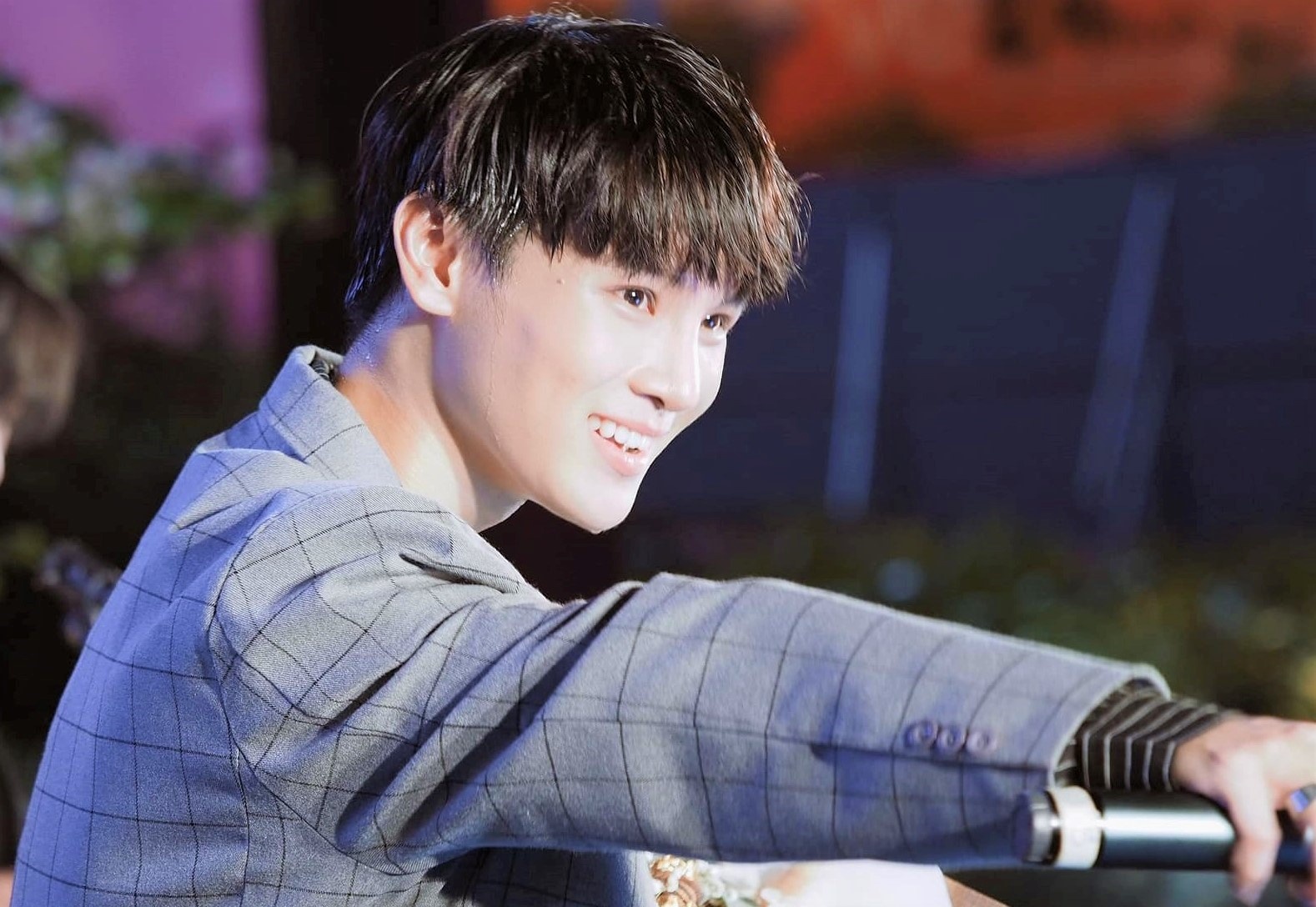 Pham Dinh Thai Ngan gia giong dan ca si Vpop hinh anh