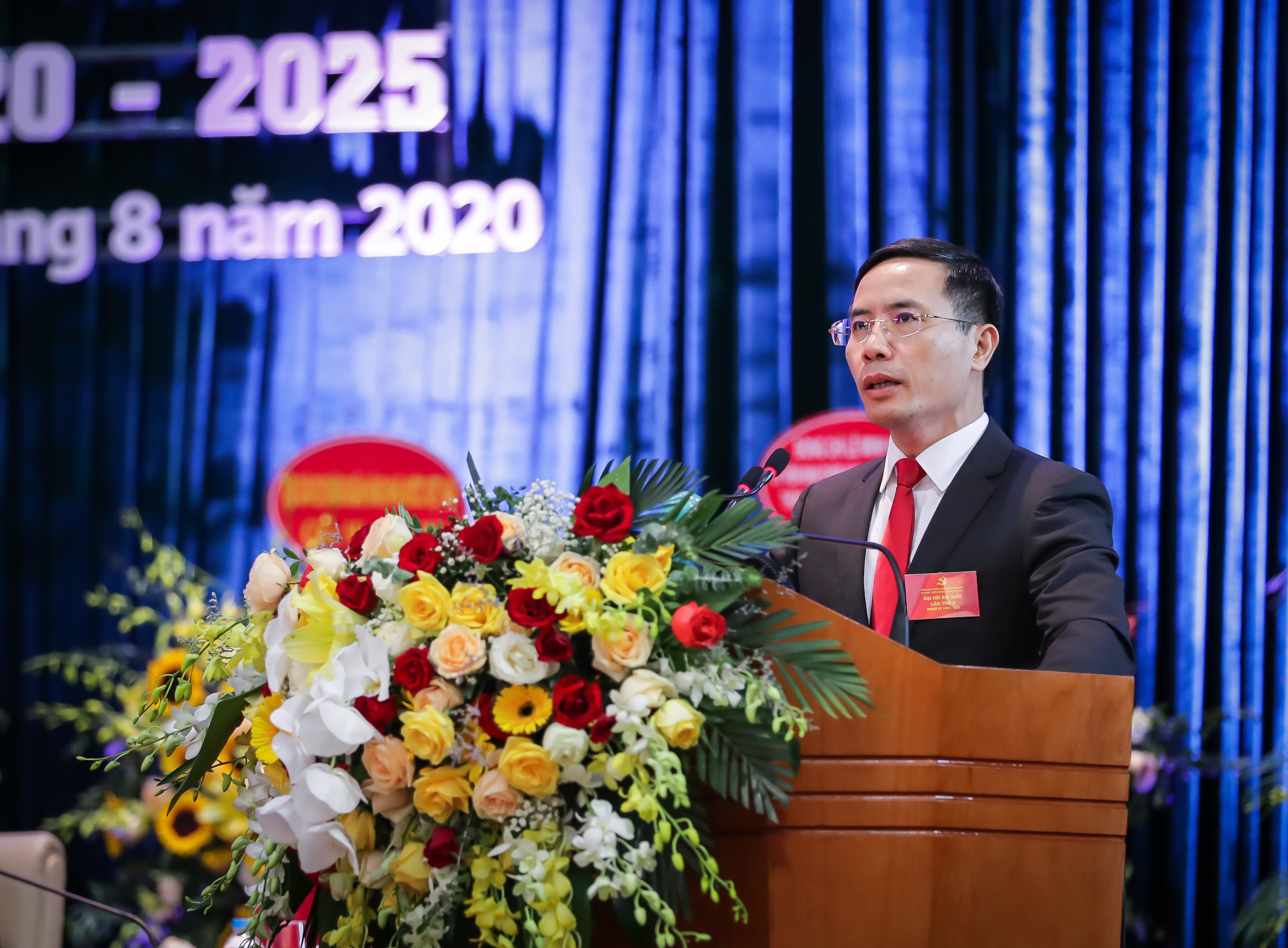Agribank to chuc Dai hoi dai bieu Dang bo nhiem ky 2020-2025 hinh anh