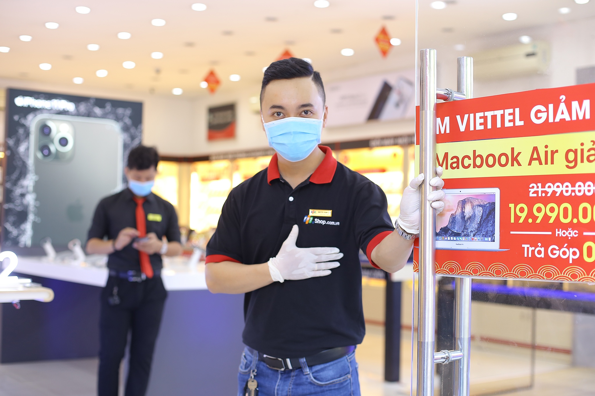 mua hang FPT Shop online anh 1