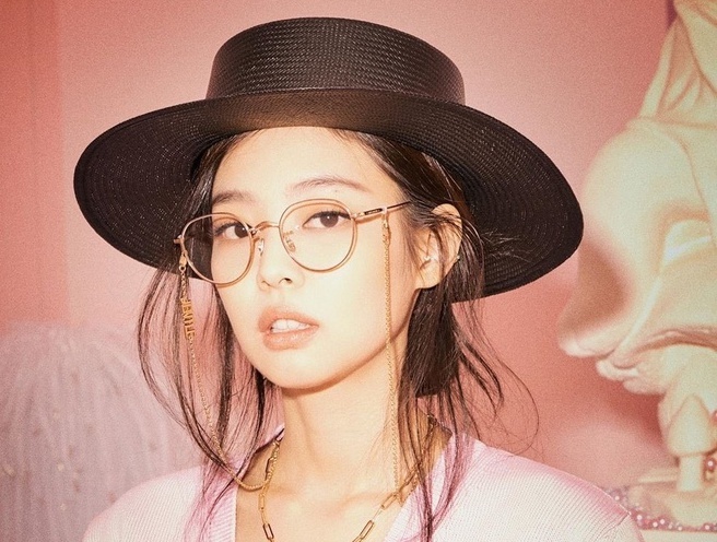 Fan kinh mat Gentle Monster da co the mua hang chinh hang tai VN hinh anh