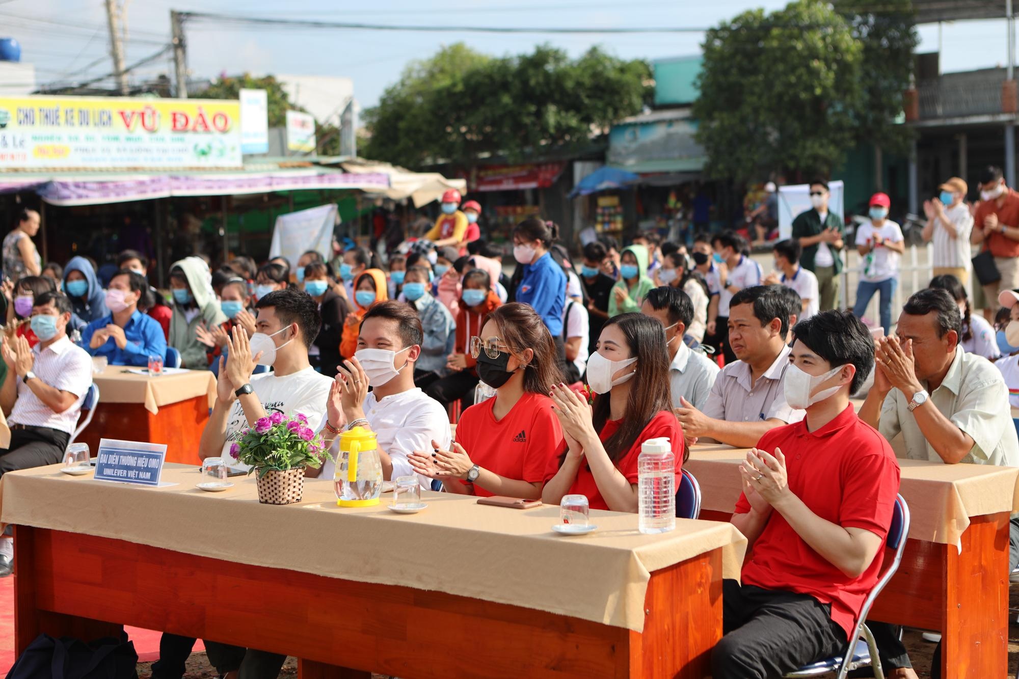 OMO,  man chan xanh anh 2