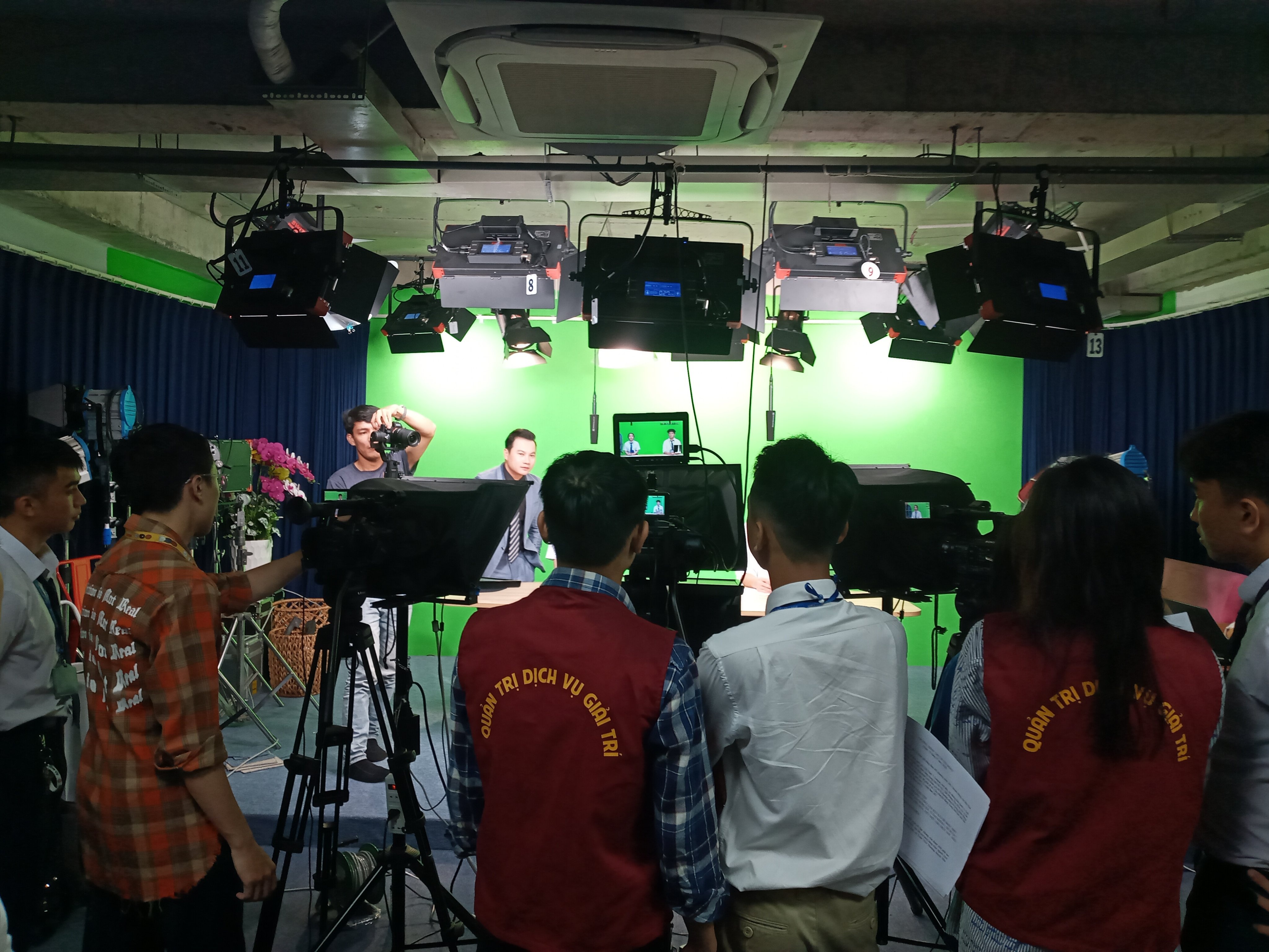 Nganh hoc luong cao anh 3