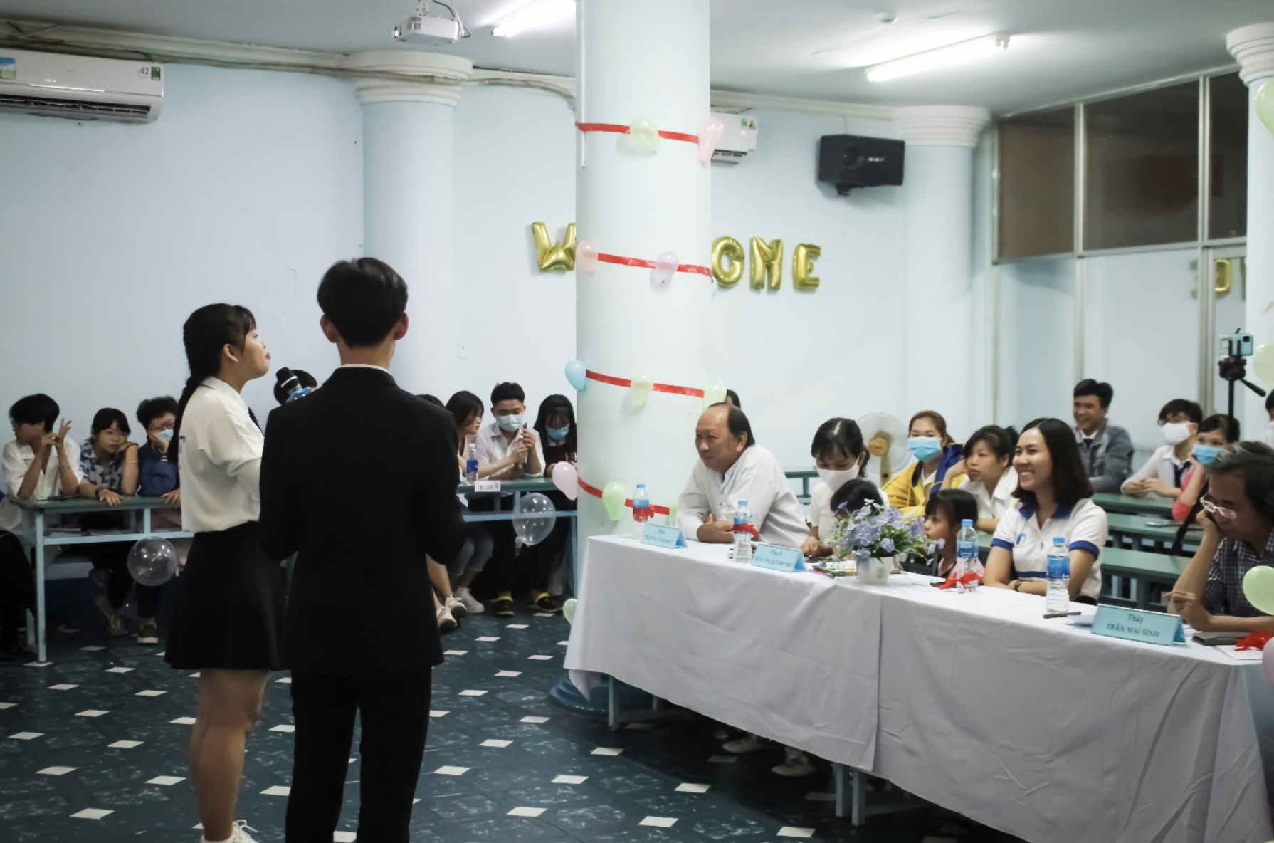 Trung cap Viet Giao anh 3