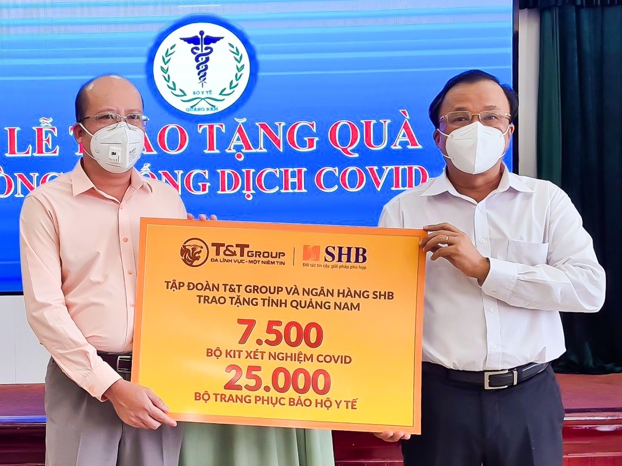 Bau Hien ung ho kit xet nghiem tiep suc Quang Nam chong dich hinh anh