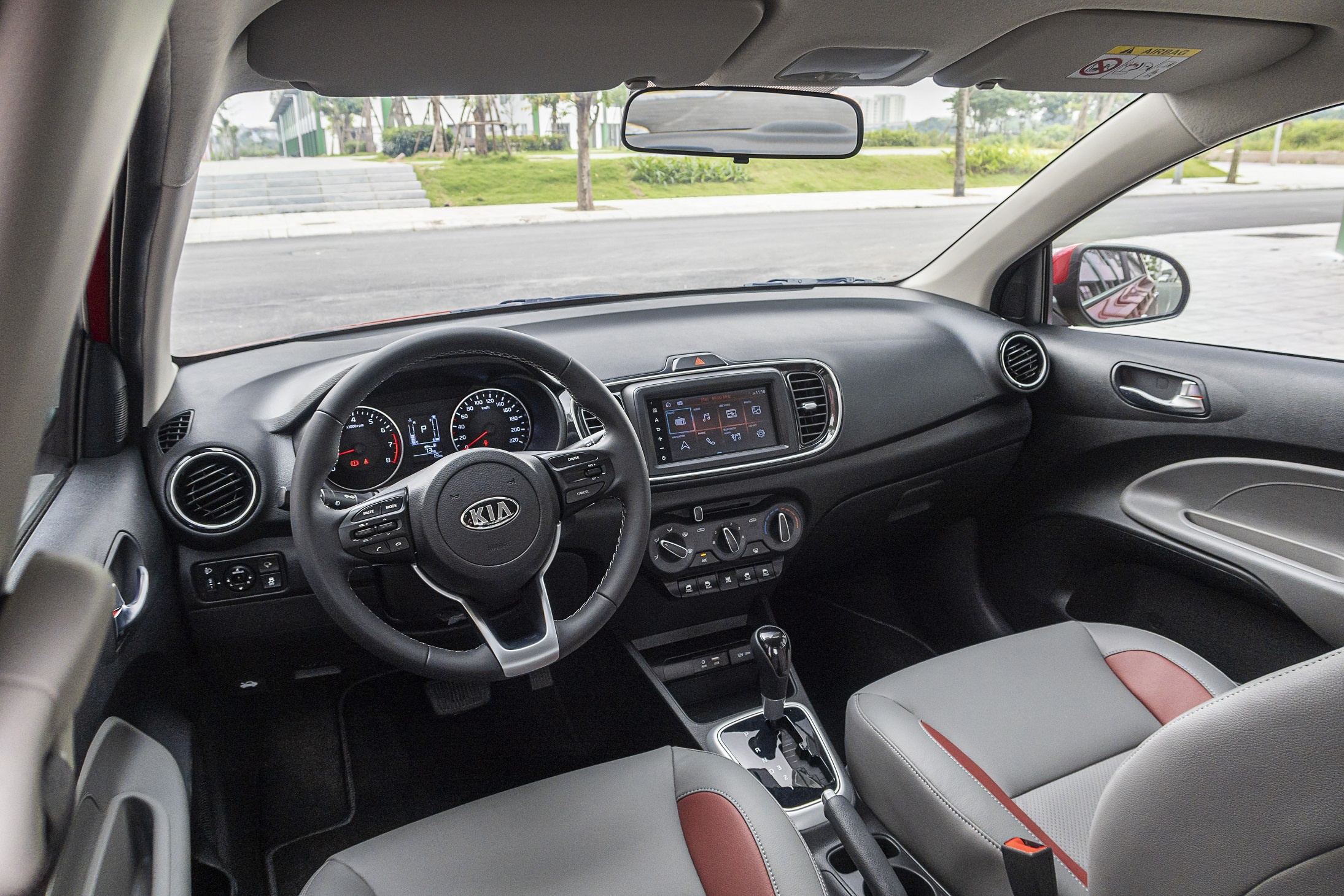Kia Soluto ảnh 5 Kia Soluto anh 5
