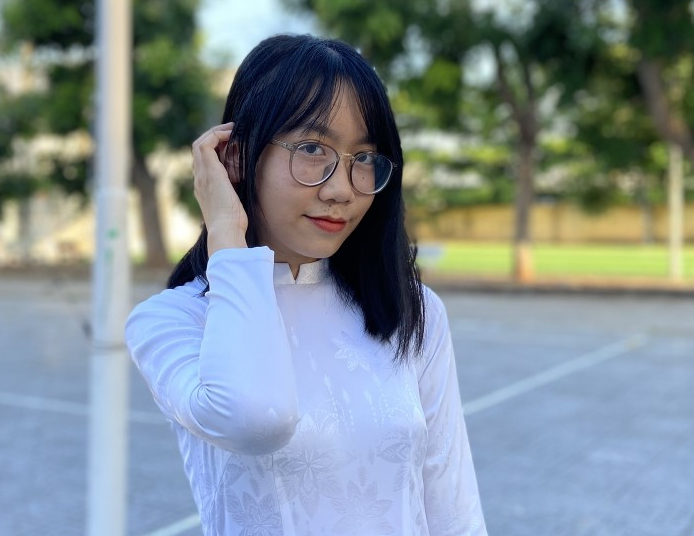 Hanh trinh vuot 80 km/ngay chinh phuc 8.0 IELTS cua nu sinh 18 tuoi hinh anh