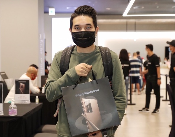 Hon 41.000 don dat truoc Galaxy Note20/Note20 Ultra hinh anh