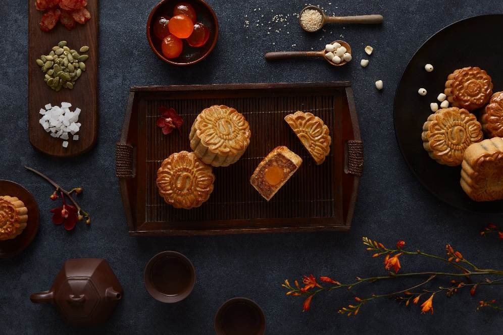 BST banh Trung thu Truyen thong va Thu cong cua Sheraton Sai Gon hinh anh