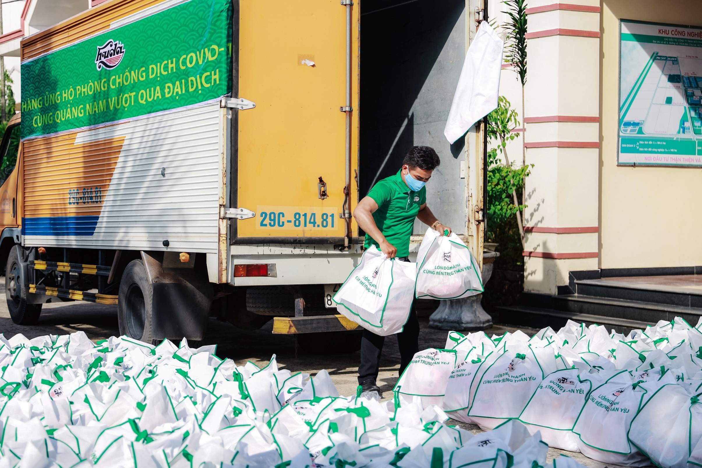 Huda ho tro nguoi dan tai tam dich anh 3