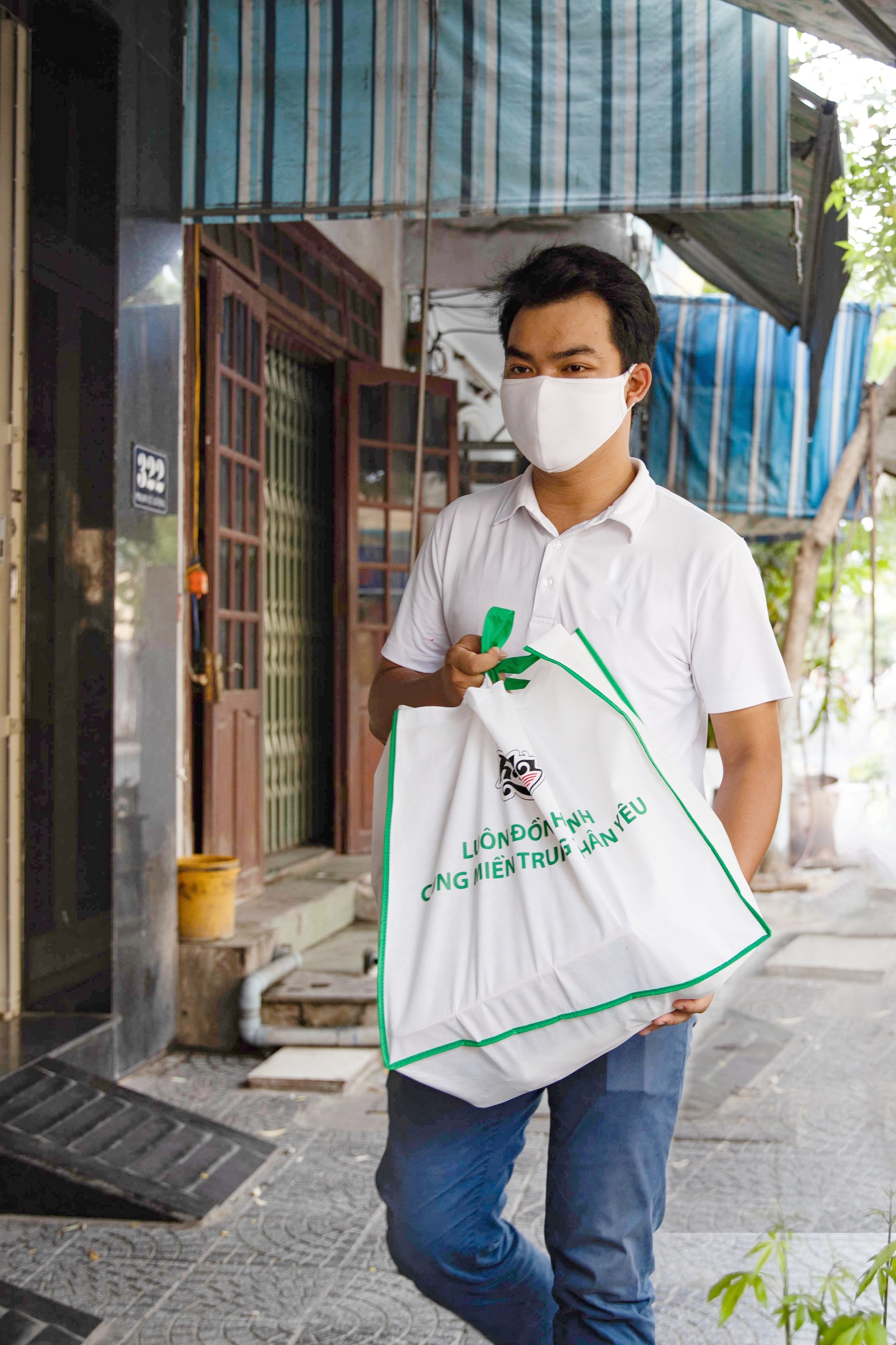 Huda ho tro nguoi dan tai tam dich anh 5