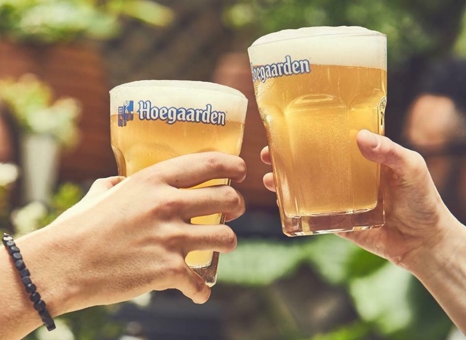 Ket noi cam xuc cung bia hinh anh