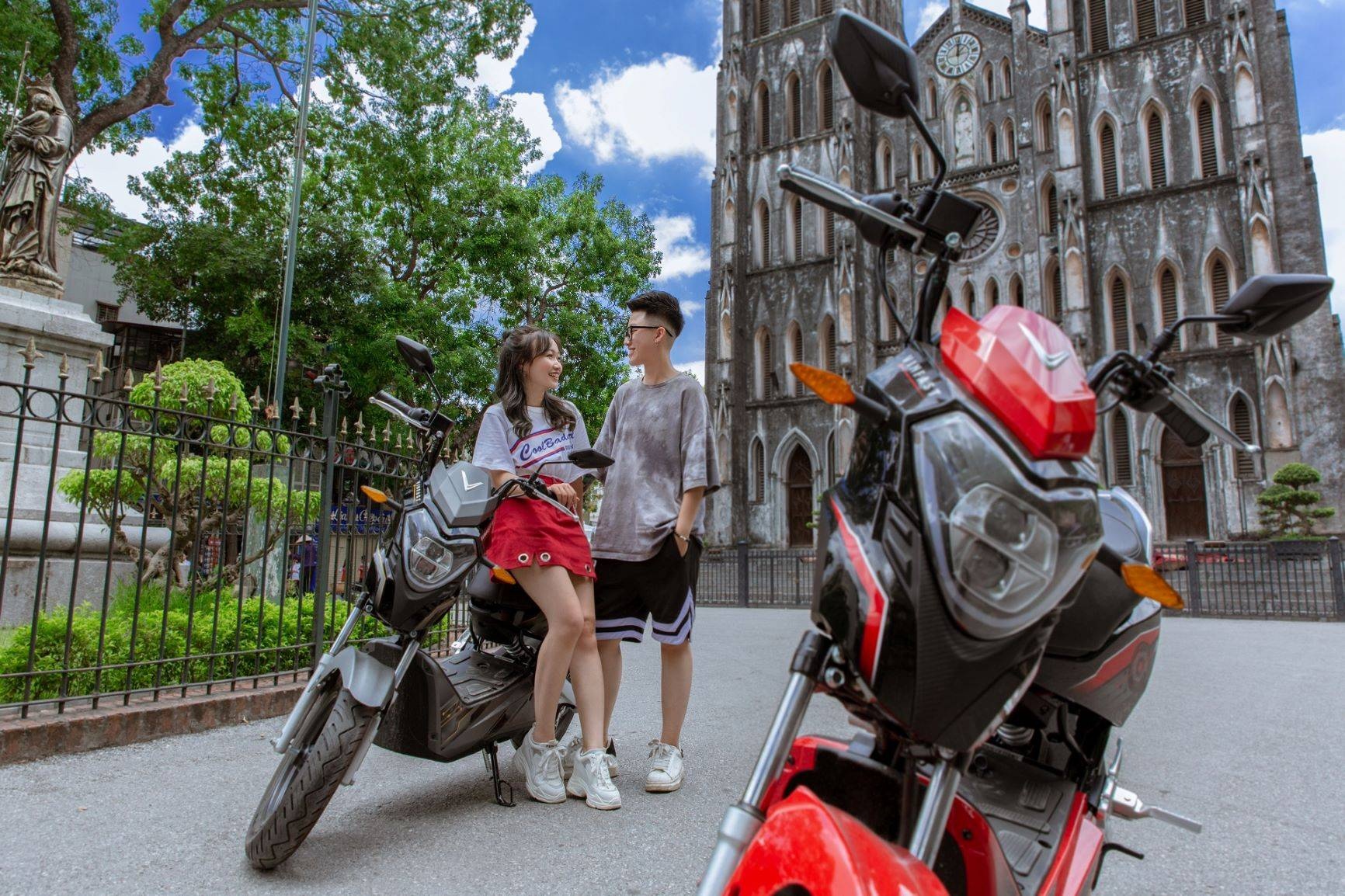 Xe máy điện ảnh 2 Xe may dien anh 2