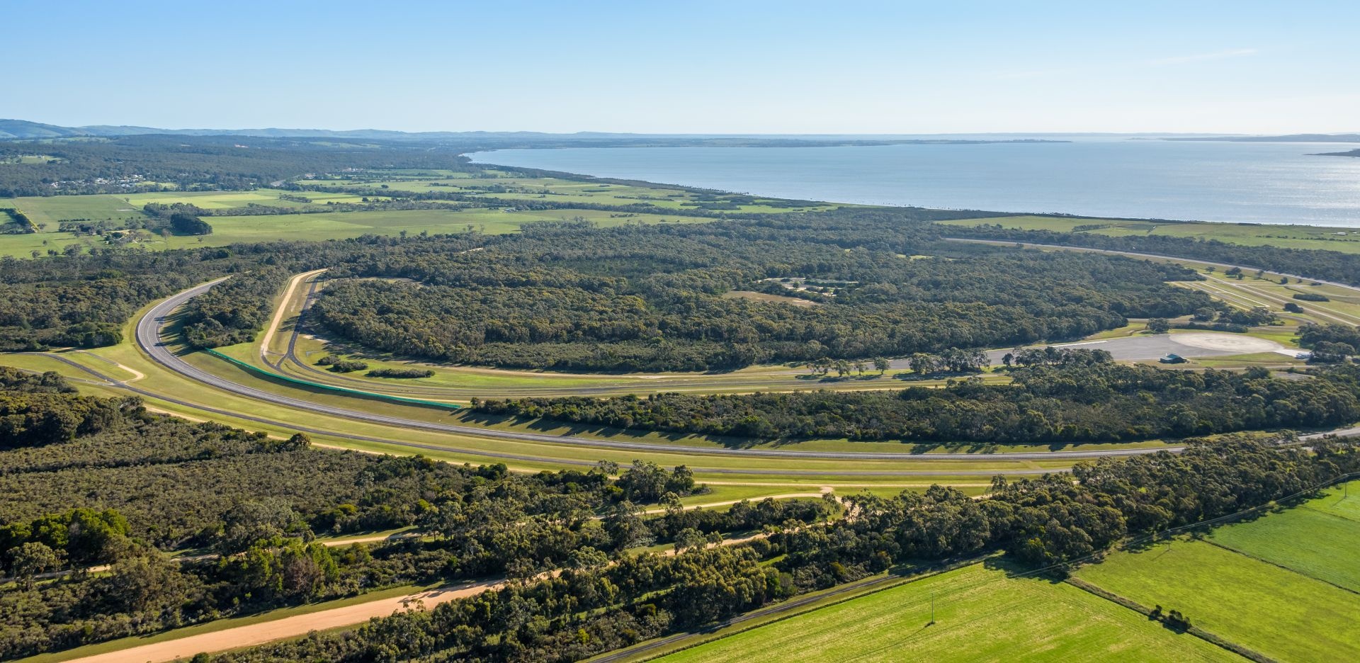 VinFast ảnh 2 VinFast anh 2