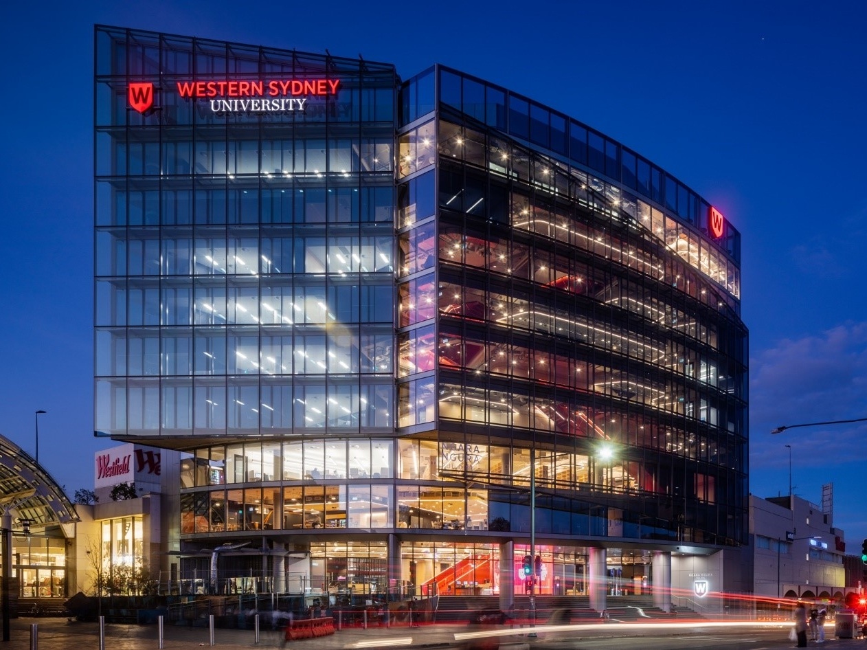 DH Western Sydney vung tien tren BXH giao duc toan cau hinh anh