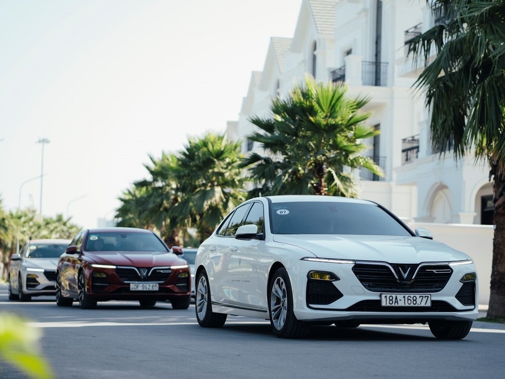 So huu xe VinFast chi tu 75 trieu dong hinh anh