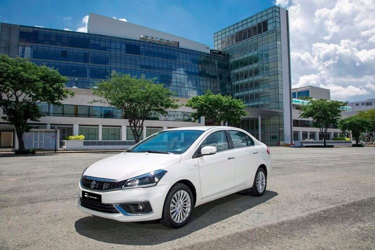 Suzuki Ciaz tai sinh voi loat cong nghe tan tien hinh anh