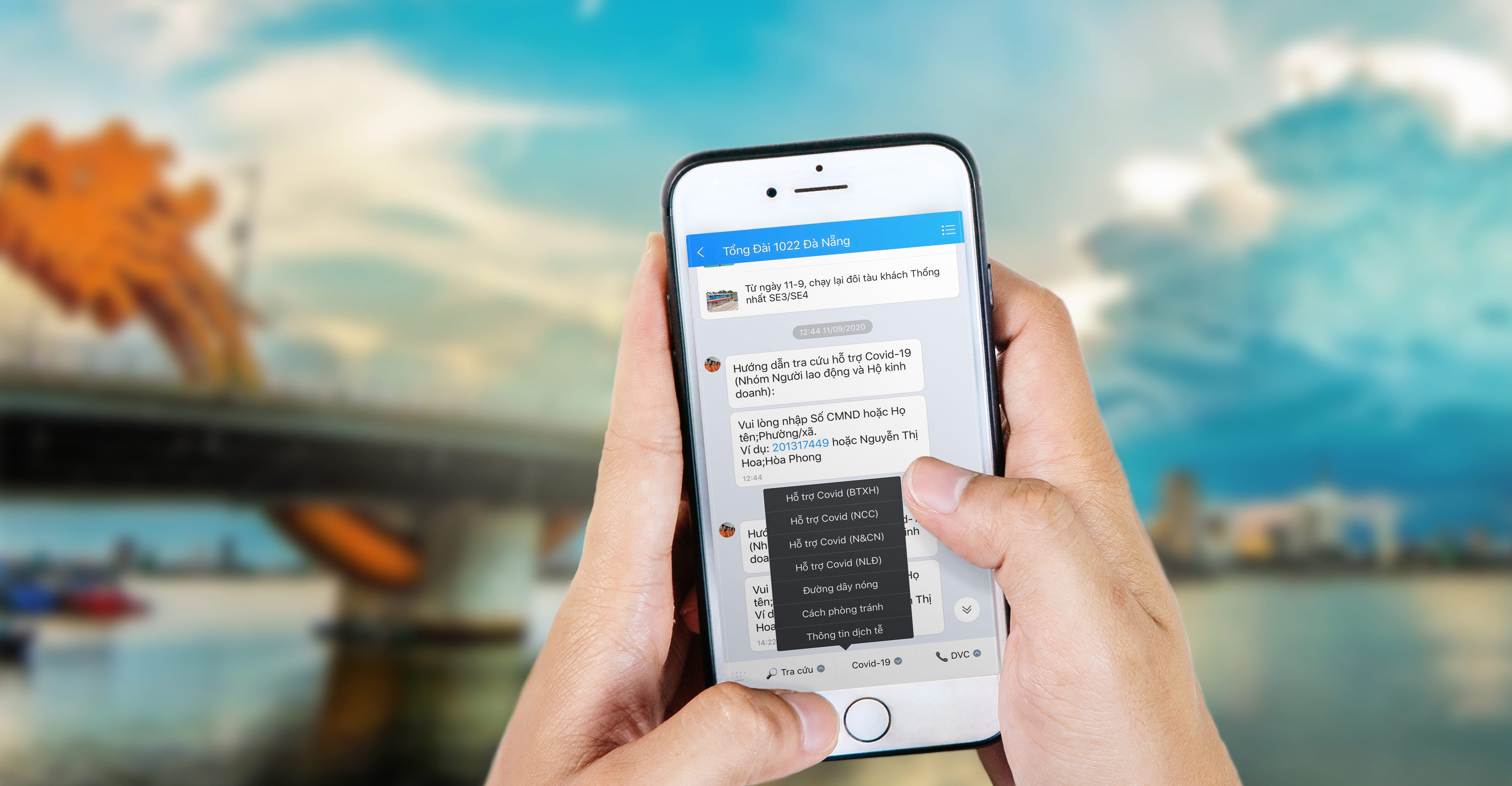 Nguoi dan Da Nang nhan ket qua ho tro mua dich qua Zalo hinh anh