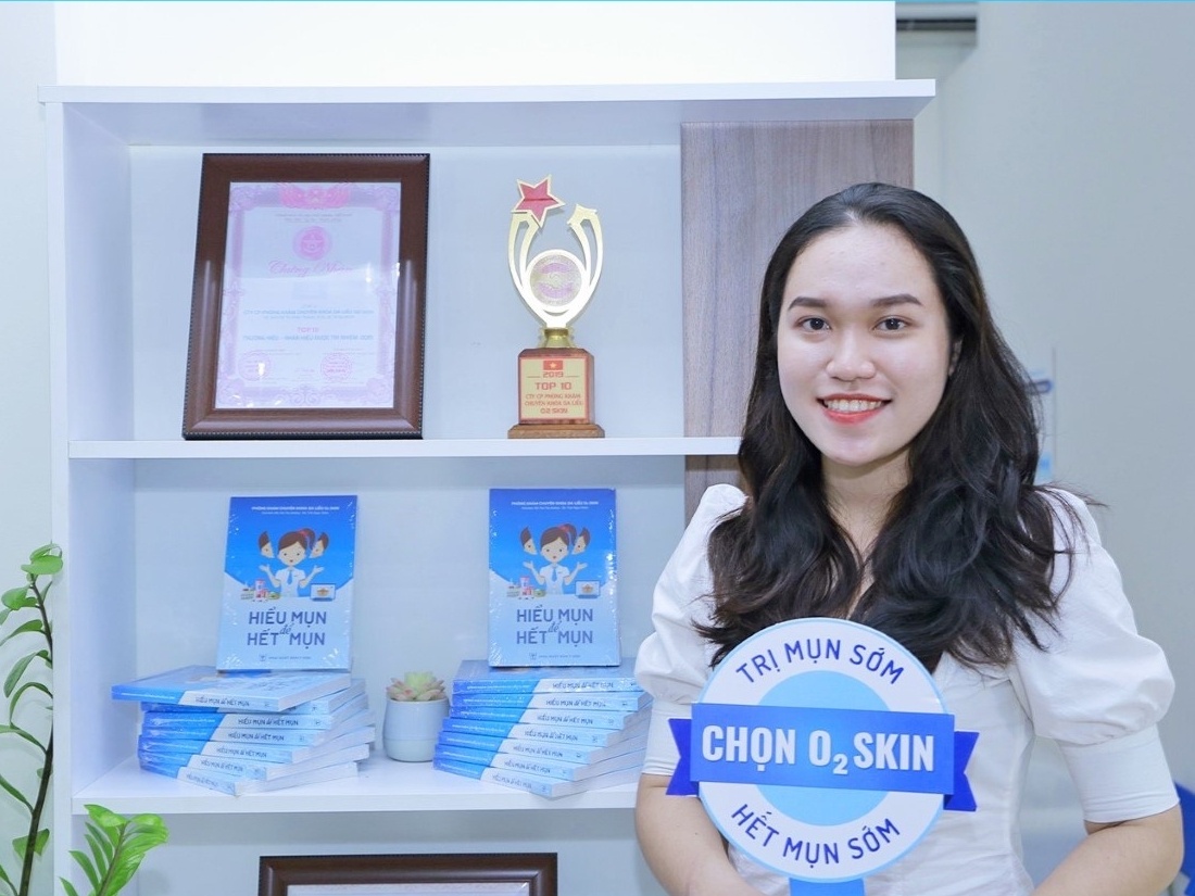 Nu sinh 20 tuoi chia se bi quyet tri mun viem hinh anh