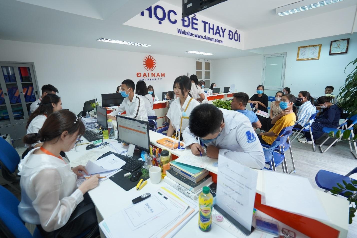 Xet tuyen dai hoc anh 4