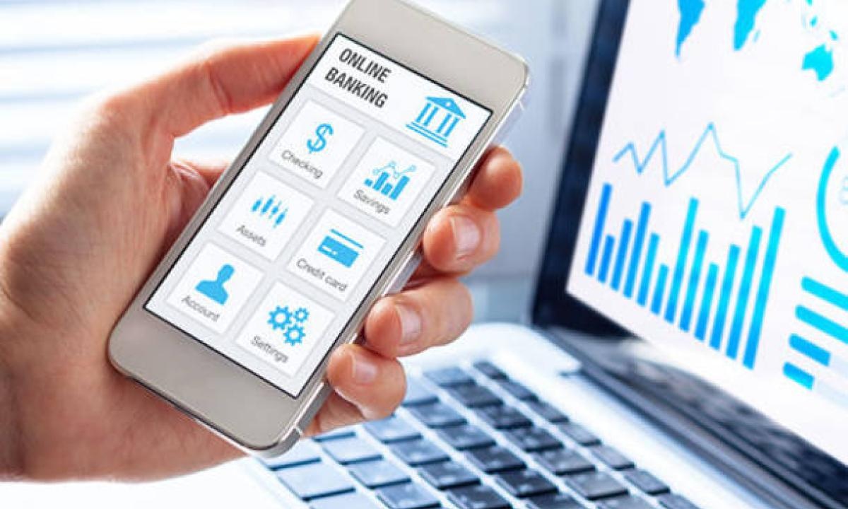 PVcomBank hoan 10% gia tri giao dich truc tuyen hinh anh