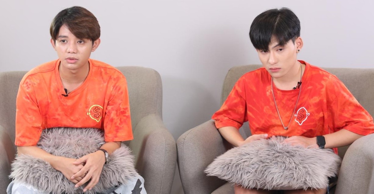 X2X: 'Chung toi bi che dan que hoc doi lam ca si' hinh anh