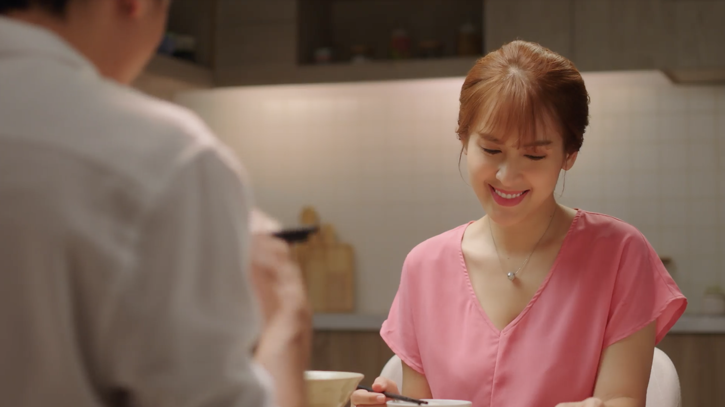 Tu Vi va Van Anh chia se bi quyet giu lua hon nhan hinh anh