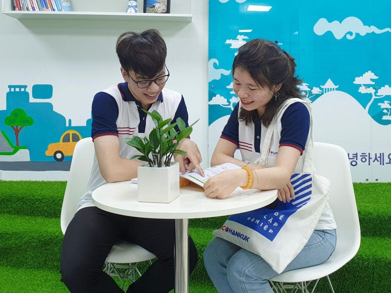 Tieng Han lap nghiep - lua chon moi cho hoc sinh cuoi cap hinh anh