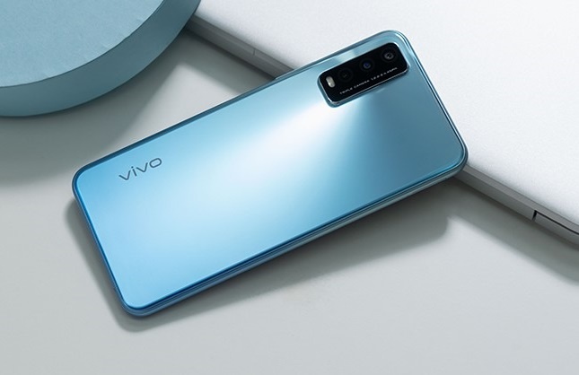 Vivo Y20s gia duoi 5 trieu dong tai FPT Shop co gi dang mua? hinh anh