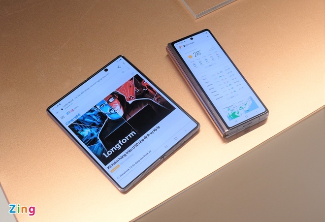 Smartphone man hinh gap Samsung anh 3