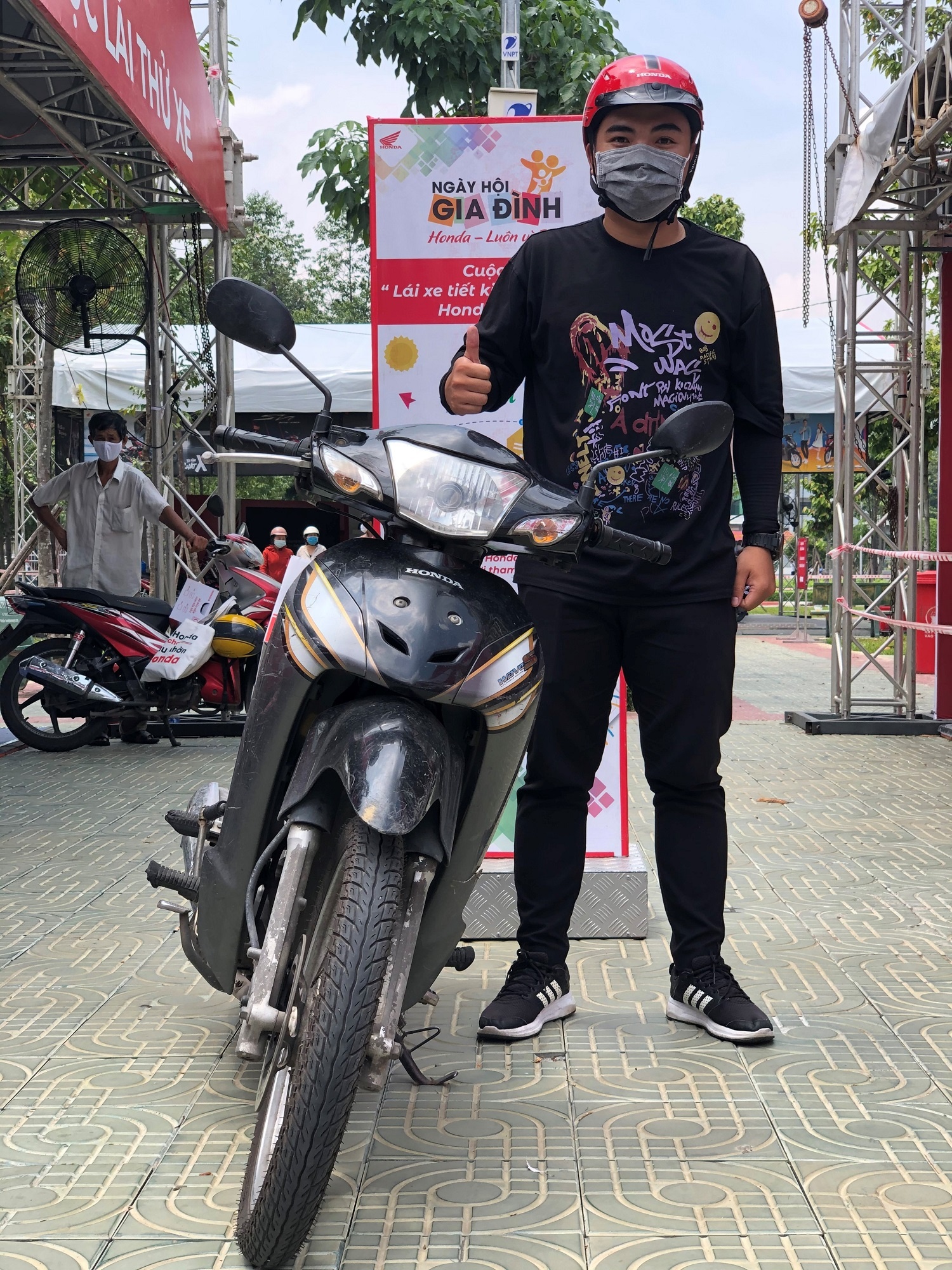 Xe Honda tiet kiem xang anh 1