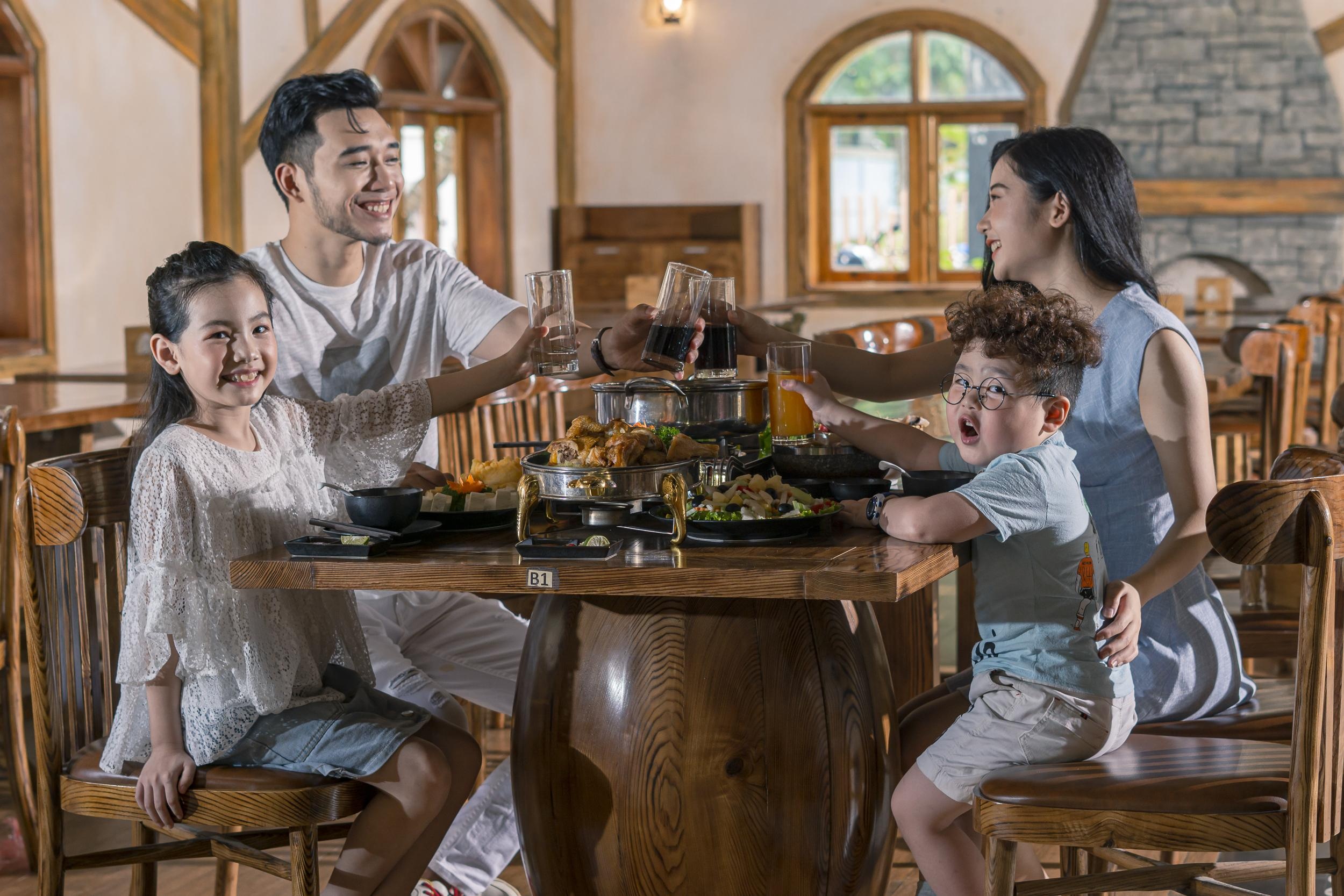 Thuong thuc am thuc tai nha hang phong cach lang Hobbit hinh anh